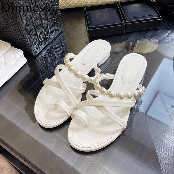 black white flat slippers women pearl decor narrow band split toe shoes summer ladies fashion streetwear sandals flip flop
black white flat slippers women pearl decor narrow band split toe shoes summer ladies fashion streetwear sandals flip flop