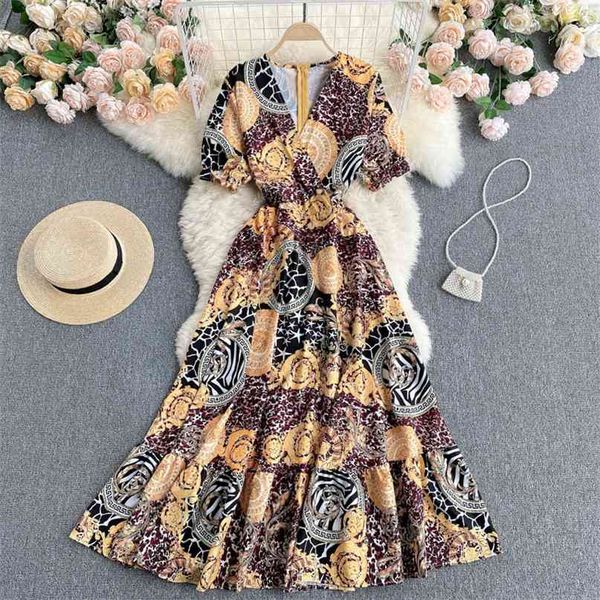 women's fashion retro printed v collared a-line dress lady short sleeve casual korean clothes vestidos s323 210527, Black;gray
women's fashion retro printed v collared a-line dress lady short sleeve casual korean clothes vestidos s323 210527, Black;gray