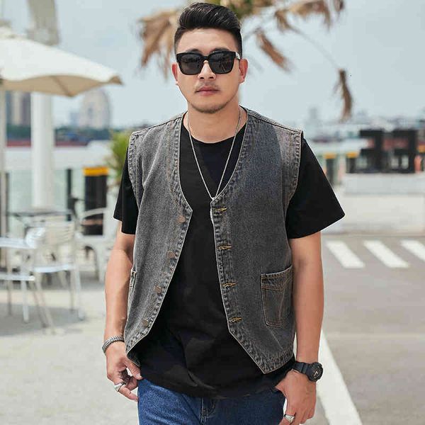 men's vests plus size 6xl 7xl 8xl summer single-breasted washed gray denim vest coat fashion loose male sleeveless jeans jacket yo, Black;white
men's vests plus size 6xl 7xl 8xl summer single-breasted washed gray denim vest coat fashion loose male sleeveless jeans jacket yo, Black;white