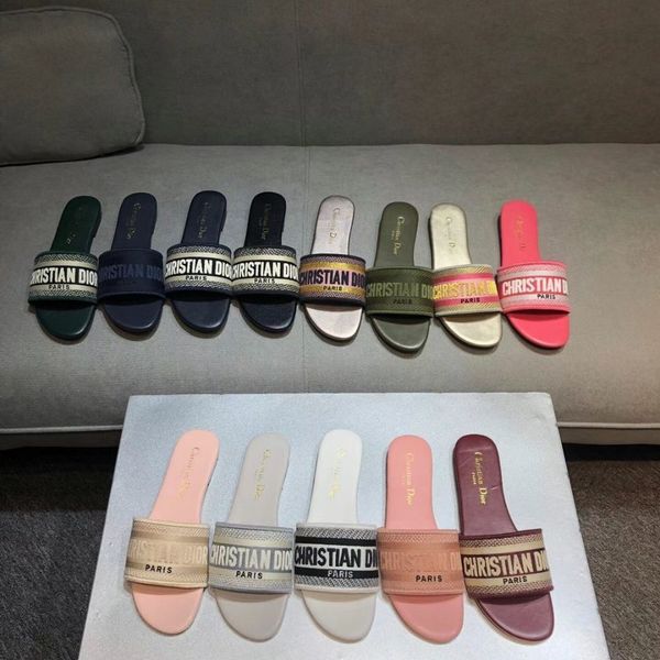 slippers designer luxury leather lettered print wear thick heel slippers 2021 summer new home women's shoes knitting embroidery flat sl, Black
slippers designer luxury leather lettered print wear thick heel slippers 2021 summer new home women's shoes knitting embroidery flat sl, Black