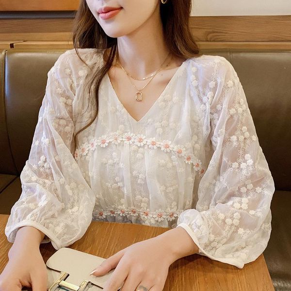 women's blouses & shirts lace women v-neck three quarter sleeve korean lady blouse 2021 summer white floral camisas para mujer
women's blouses & shirts lace women v-neck three quarter sleeve korean lady blouse 2021 summer white floral camisas para mujer