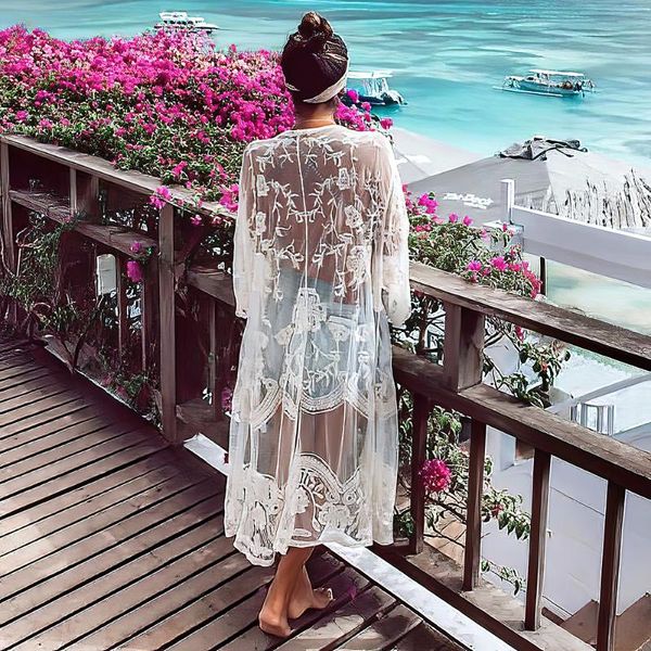 women's swimwear lace kaftan beach bikini blouse boho embroidered pareo women swimsuit cover up beachwear sunscreen sarongs kimono, White;black
women's swimwear lace kaftan beach bikini blouse boho embroidered pareo women swimsuit cover up beachwear sunscreen sarongs kimono, White;black