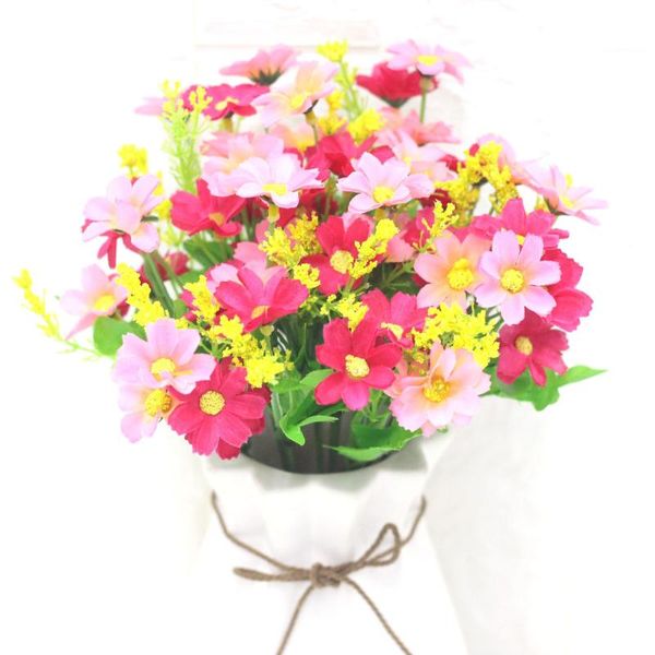 decorative flowers & wreaths 28 heads/1 piece silk daisy bridal bouquet christmas family wedding year decoration fake plant sunflower artifi
decorative flowers & wreaths 28 heads/1 piece silk daisy bridal bouquet christmas family wedding year decoration fake plant sunflower artifi