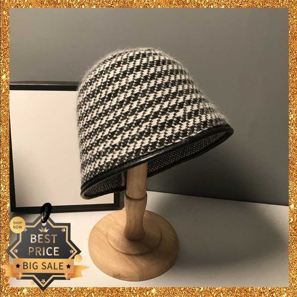 stingy brim hats 2021 fashion winter warm beanie hat wool snow cap for girls female lady autumn houndstooth casquette shield christmas gift, Blue;gray
stingy brim hats 2021 fashion winter warm beanie hat wool snow cap for girls female lady autumn houndstooth casquette shield christmas gift, Blue;gray