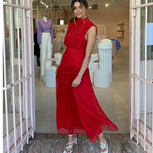 casual dresses runway 2021 spring dress women sleeveless party designer brand holiday elegant solid red mixi vestidos, Black;gray
casual dresses runway 2021 spring dress women sleeveless party designer brand holiday elegant solid red mixi vestidos, Black;gray