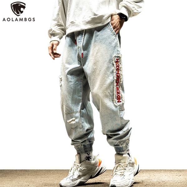 aolamegs jeans men red letter embroidery ripped patchwork hole harem denim pants fashion high street cargo trousers streetwear 211108, Blue
aolamegs jeans men red letter embroidery ripped patchwork hole harem denim pants fashion high street cargo trousers streetwear 211108, Blue