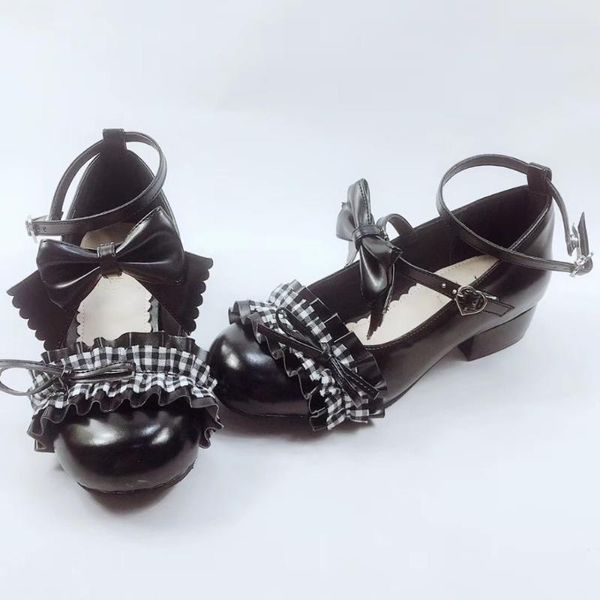 2.5cm high heels matte black bows crossed straps pumps lolita shoes princess ruffles lady sweet cosplay party dress
2.5cm high heels matte black bows crossed straps pumps lolita shoes princess ruffles lady sweet cosplay party dress