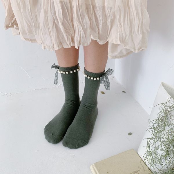 wang xiaozhen lace bow with a circle of pearl cotton socks, versatile solid color flat women' socks, Red;black
wang xiaozhen lace bow with a circle of pearl cotton socks, versatile solid color flat women' socks, Red;black