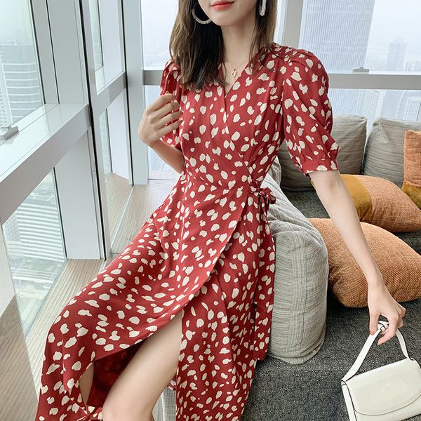 casual dresses 2021 summer v neck floral print wrap high waist a line red chiffon women elegant lady long szm3, Black;gray
casual dresses 2021 summer v neck floral print wrap high waist a line red chiffon women elegant lady long szm3, Black;gray