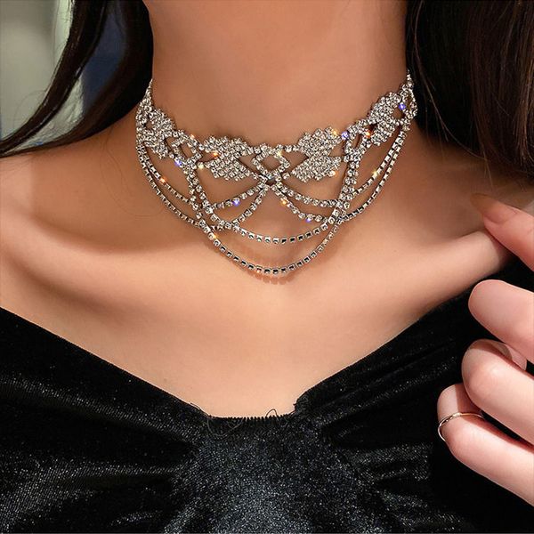 fashion flash diamond choker female clavicle chain hip hop jewelry bling rhinestone necklace for women lady necklaces party gift, Golden;silver
fashion flash diamond choker female clavicle chain hip hop jewelry bling rhinestone necklace for women lady necklaces party gift, Golden;silver