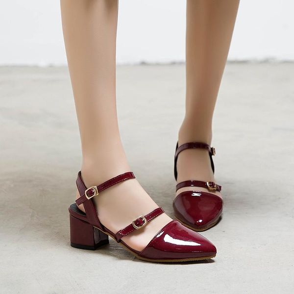 closed pointed toe buckle strap chunky heels summer sandals women wine red black high block heel party shoes female 2021
closed pointed toe buckle strap chunky heels summer sandals women wine red black high block heel party shoes female 2021