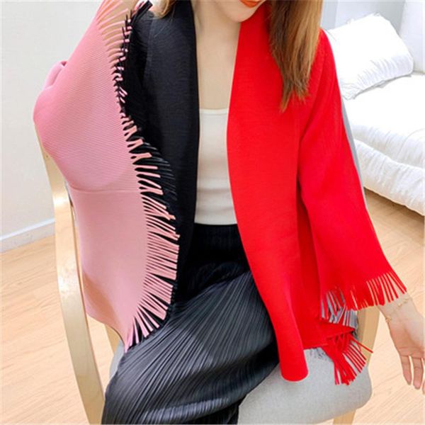 women's jackets miyake pleated windbreaker jacket, fashionable shawl, loose and comfortable, 2021 summer air-conditioned shirt women, Black;brown
women's jackets miyake pleated windbreaker jacket, fashionable shawl, loose and comfortable, 2021 summer air-conditioned shirt women, Black;brown