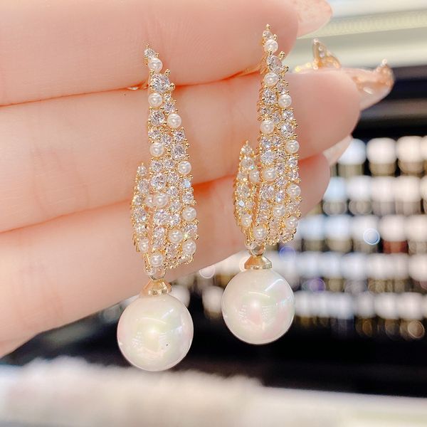 dangle earrings east gate fashion zircon pearl women's s 925 silver needle net red personalized versatile high sense
dangle earrings east gate fashion zircon pearl women's s 925 silver needle net red personalized versatile high sense