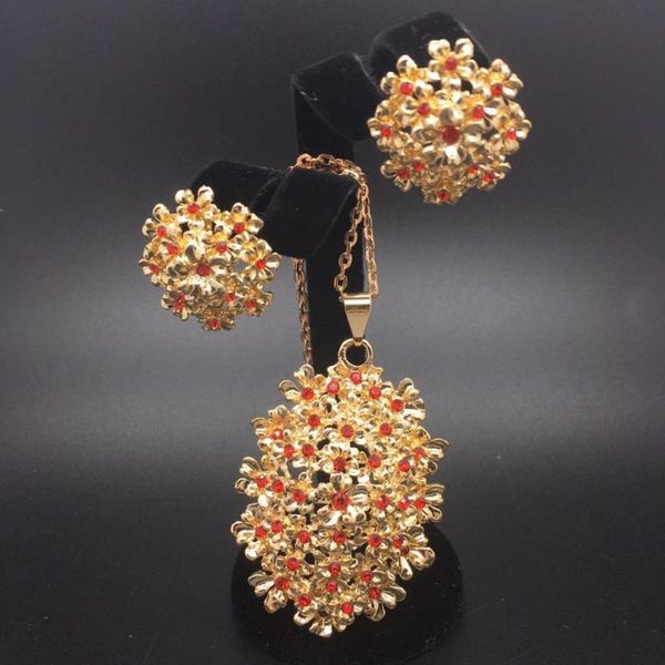 earrings & necklace 2021 vintage jewelry sets for women red crystal hollow flower africa/arab/middle east/ethiopian, Silver
earrings & necklace 2021 vintage jewelry sets for women red crystal hollow flower africa/arab/middle east/ethiopian, Silver