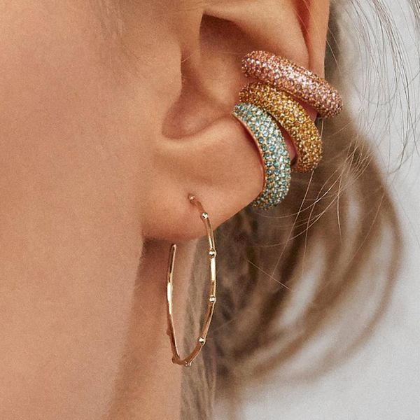 hoop & huggie 2021 fashion ear cuff bohemia stackable c shape colorful cz crystal rhinestone small earcuff clip earrings for women jewelry, Golden;silver
hoop & huggie 2021 fashion ear cuff bohemia stackable c shape colorful cz crystal rhinestone small earcuff clip earrings for women jewelry, Golden;silver