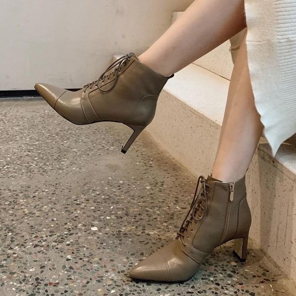 boots women ankle natural leather cross-tied autumn and winter pointed toe thick heel fashion classic europe shoes, Black
boots women ankle natural leather cross-tied autumn and winter pointed toe thick heel fashion classic europe shoes, Black