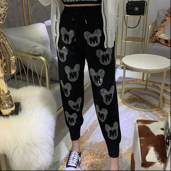 autumn printing heavy work women capri drilling high waist casual loose elastic trousers, Black;white
autumn printing heavy work women capri drilling high waist casual loose elastic trousers, Black;white