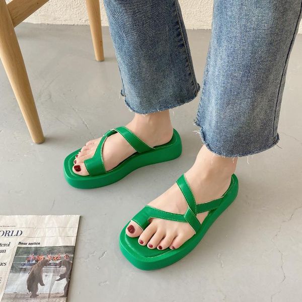 slippers female shoes women summer low rubber flip flops luxury slides platform on a wedge 2021 hawaiian designer rome pu basic, Black
slippers female shoes women summer low rubber flip flops luxury slides platform on a wedge 2021 hawaiian designer rome pu basic, Black
