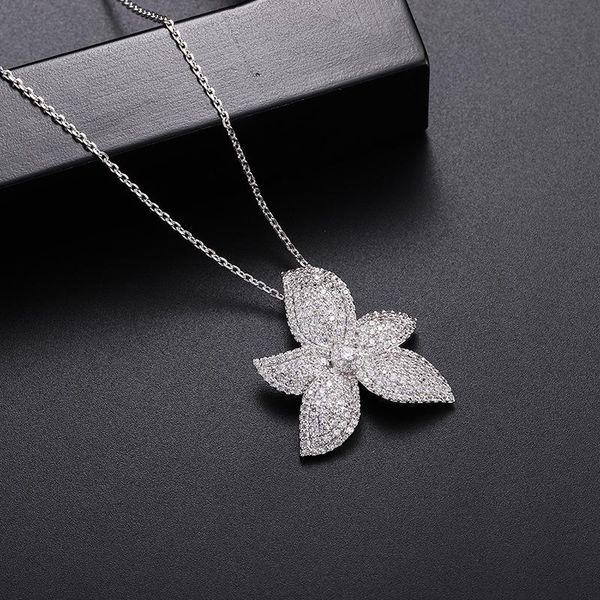pendant necklaces european and american zircon leaves copper-encrusted women's collarbone chain temperament necklace gdsp175, Silver
pendant necklaces european and american zircon leaves copper-encrusted women's collarbone chain temperament necklace gdsp175, Silver