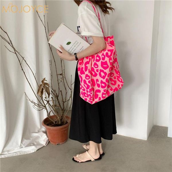 evening bags retro women leopard pattern printing canvas shoulder bag large tote handbag
evening bags retro women leopard pattern printing canvas shoulder bag large tote handbag