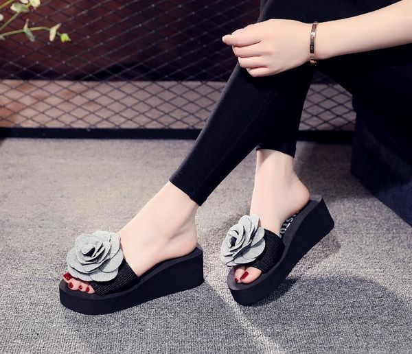 slippers 6 cm high heel women's female summer big flower sandals word thick bottom beach drag non-slip shoe, Black
slippers 6 cm high heel women's female summer big flower sandals word thick bottom beach drag non-slip shoe, Black