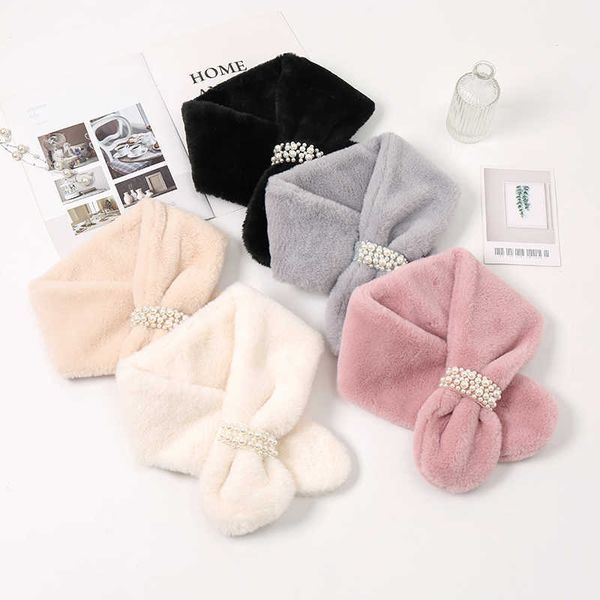 ladies soft fashion faux fur collar scarf with pearl botton fashion neck warmer winter plush scarves female solid warm echarpe h0923, Silver
ladies soft fashion faux fur collar scarf with pearl botton fashion neck warmer winter plush scarves female solid warm echarpe h0923, Silver