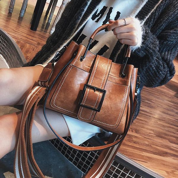 evening bags european style quality pu leather handbags women's designer handbag 2021 fashion ladies high capacity tote bag shoulder
evening bags european style quality pu leather handbags women's designer handbag 2021 fashion ladies high capacity tote bag shoulder