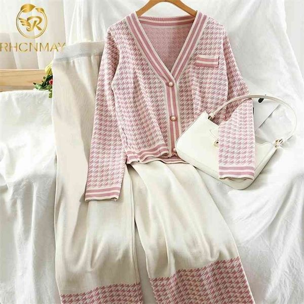 autumn fashion women long-sleeve plaid knitwear cardigan + loose wide-leg trousers casual knitting two piece set female 210520, White
autumn fashion women long-sleeve plaid knitwear cardigan + loose wide-leg trousers casual knitting two piece set female 210520, White