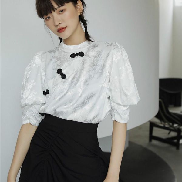 women's blouses & shirts 2021 summer chinese-style blouse buckle white shirt frog puff sleeve
women's blouses & shirts 2021 summer chinese-style blouse buckle white shirt frog puff sleeve