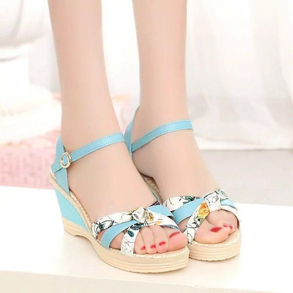 dress shoes 2021 korean pattern waterproof taiyuzui wedge sandals women's plus size thick bottom high heel casual, Black
dress shoes 2021 korean pattern waterproof taiyuzui wedge sandals women's plus size thick bottom high heel casual, Black