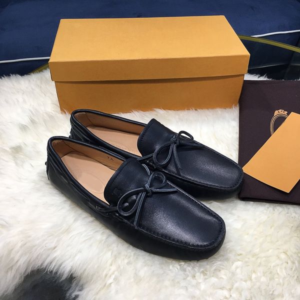 2021 personality and fashion trend popular luxury designer sneakers slip-on shoes real leather leisure designer shoes size 38-45, Black
2021 personality and fashion trend popular luxury designer sneakers slip-on shoes real leather leisure designer shoes size 38-45, Black
