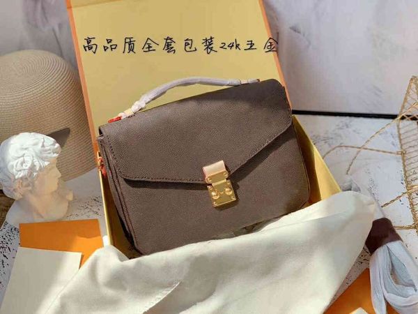 brand designs luxury women handbag 2021 wholesale classic fashion messenger shoulder bag old flower tote genuine leathercrossbody purse come
brand designs luxury women handbag 2021 wholesale classic fashion messenger shoulder bag old flower tote genuine leathercrossbody purse come