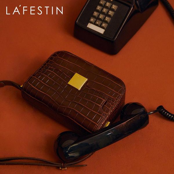 evening bags la festin bag original 2021 fashion small squre retro one-shoulder messenger crocodile pattern leather female
evening bags la festin bag original 2021 fashion small squre retro one-shoulder messenger crocodile pattern leather female
