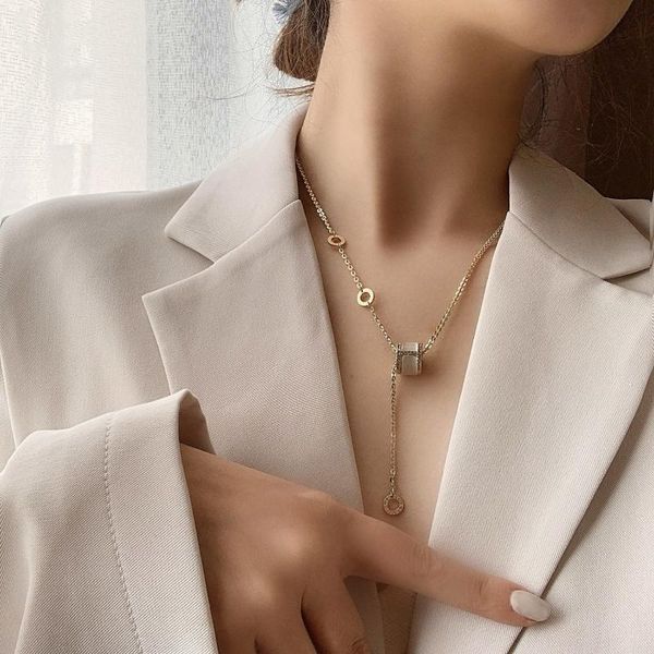 pendant necklaces wholesale luxury fashion jewelry stainless steel small waist necklace round letter tassel for women, Silver
pendant necklaces wholesale luxury fashion jewelry stainless steel small waist necklace round letter tassel for women, Silver
