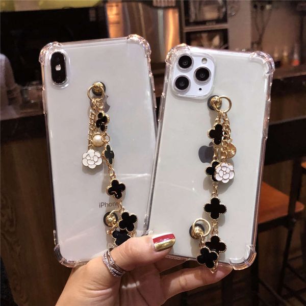 suitable for simple iphone x anti falling women's apple 8plus clover bracelet mobile phone case, Black
suitable for simple iphone x anti falling women's apple 8plus clover bracelet mobile phone case, Black