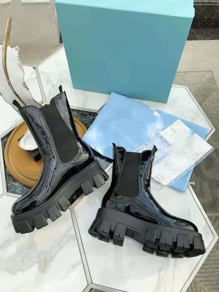 2021 designer's latest customized logo women's boots leather non slip rubber sole luxury comfort exquisite technology 35--43, Black
2021 designer's latest customized logo women's boots leather non slip rubber sole luxury comfort exquisite technology 35--43, Black