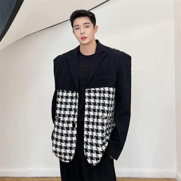 korean trend men's color block patchwork pliad suit coat 2021 new light luxury streetwear oversize autumn blazzer chic 9699, White;black
korean trend men's color block patchwork pliad suit coat 2021 new light luxury streetwear oversize autumn blazzer chic 9699, White;black