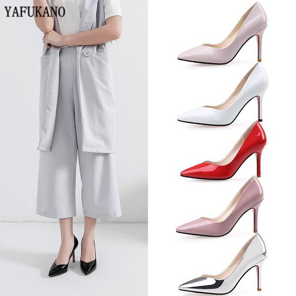 dress shoes small size nude high heels patent leather silver pointed thin heel pumps fashion v design party wedding 31 32, Black
dress shoes small size nude high heels patent leather silver pointed thin heel pumps fashion v design party wedding 31 32, Black
