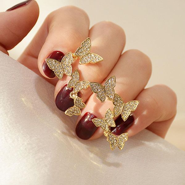 trendy fine shiny butterfly tassel earrings for women designer creativity luxury jewelry zircon s925 needle stud, Golden;silver
trendy fine shiny butterfly tassel earrings for women designer creativity luxury jewelry zircon s925 needle stud, Golden;silver