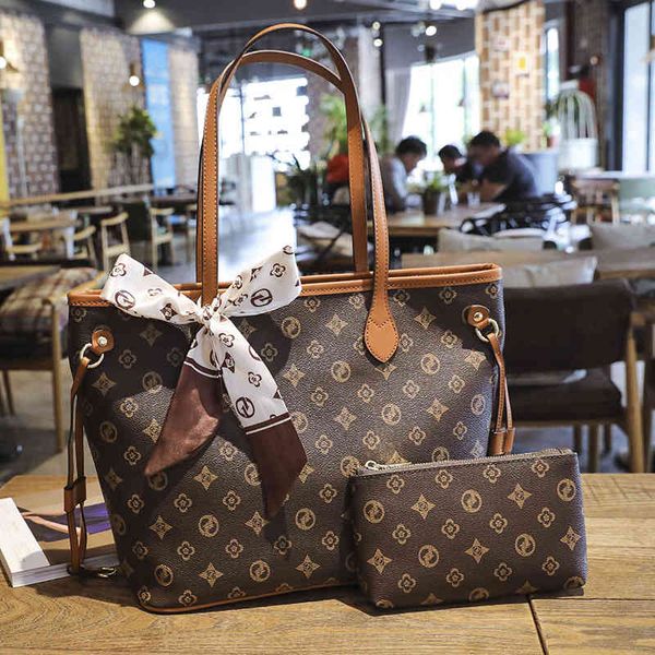 handbag 2021 classic printed big tote bag old flower medieval shopping mother, Black;red
handbag 2021 classic printed big tote bag old flower medieval shopping mother, Black;red