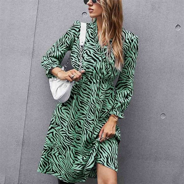 high street a- line striped long sleeve dress for women autumn winter floral printed vestidos casual dresses 210508, Black;gray
high street a- line striped long sleeve dress for women autumn winter floral printed vestidos casual dresses 210508, Black;gray