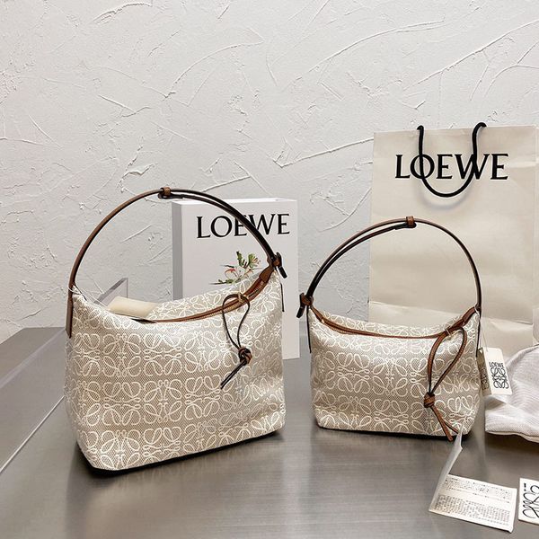 2021 new canvas cubi anagram jacquard portable hobo one shoulder dumpling underarm lunch box crossbody bag ysj
2021 new canvas cubi anagram jacquard portable hobo one shoulder dumpling underarm lunch box crossbody bag ysj