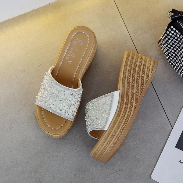 dress shoes 2021 star paragraph summer women sandals slippers fashion wild platform simple non-slip, Black
dress shoes 2021 star paragraph summer women sandals slippers fashion wild platform simple non-slip, Black