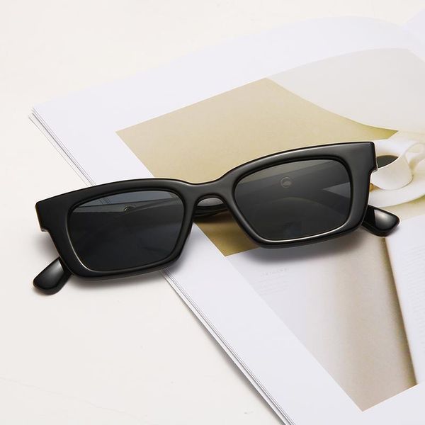 sunglasses female face retro small round box hipster 2021 polarized male driving with myopia 689, White;black
sunglasses female face retro small round box hipster 2021 polarized male driving with myopia 689, White;black