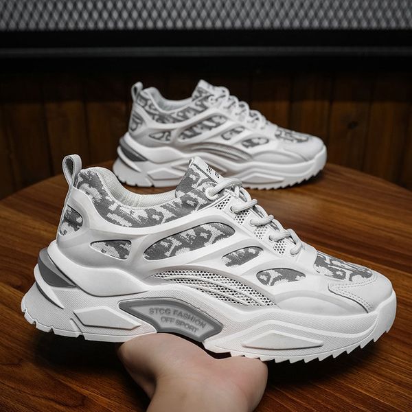2021 fashion high-quality sports running shoes casual and lightweight