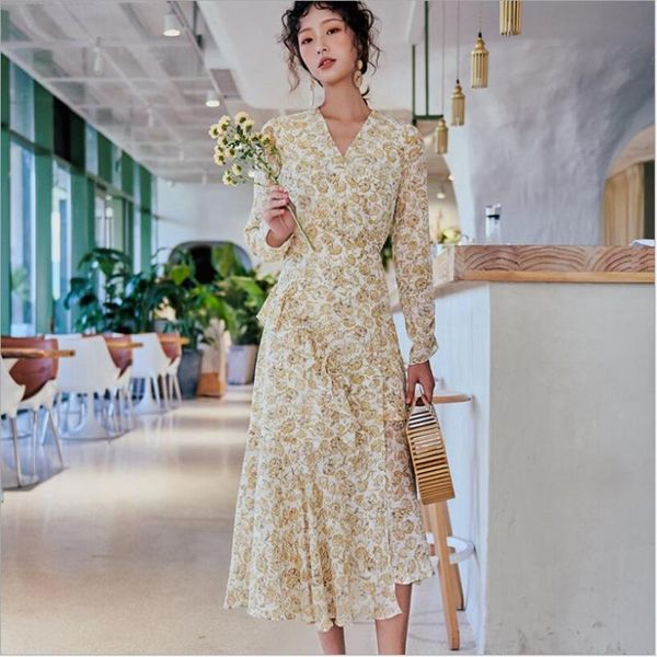 casual dresses spring french temperament floral long dress yellow printed fishtail chiffon sweet retro, Black;gray
casual dresses spring french temperament floral long dress yellow printed fishtail chiffon sweet retro, Black;gray