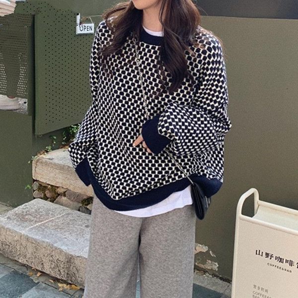 women's sweaters 2021 autumn winter korean style o-neck womens knitted clothes for women warm plaid pullovers, White;black
women's sweaters 2021 autumn winter korean style o-neck womens knitted clothes for women warm plaid pullovers, White;black
