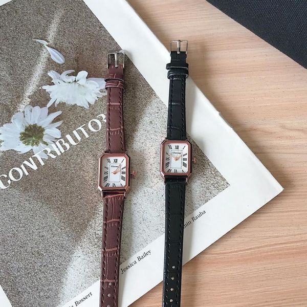 wristwatches retro rectangle exquisite watches women fashion quartz ladies ulzzang simple woman leather clock with roma scale, Slivery;brown
wristwatches retro rectangle exquisite watches women fashion quartz ladies ulzzang simple woman leather clock with roma scale, Slivery;brown