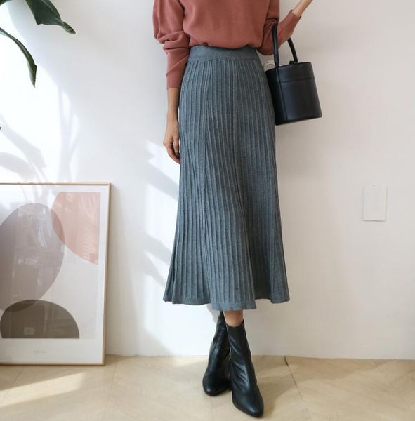korean fashion women's solid color wild retro street high waist acrylic pleated skirt 2021 winter skirts, Black
korean fashion women's solid color wild retro street high waist acrylic pleated skirt 2021 winter skirts, Black