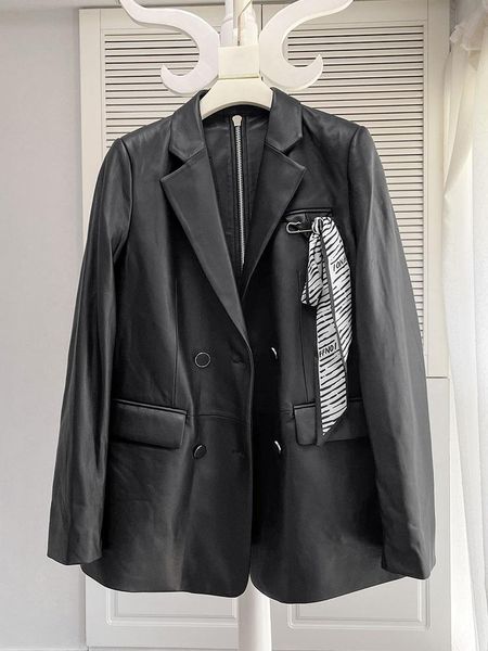 women's leather & faux black women's 2021 medium length young slim sheepskin suit collar waist jacket
women's leather & faux black women's 2021 medium length young slim sheepskin suit collar waist jacket